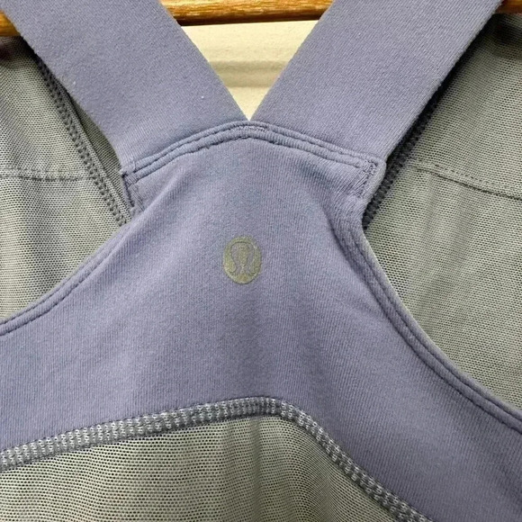 Lululemon  V-Neck Athletic Bra Fitted Tank Top Purple Women's Small - Picture 7 of 13